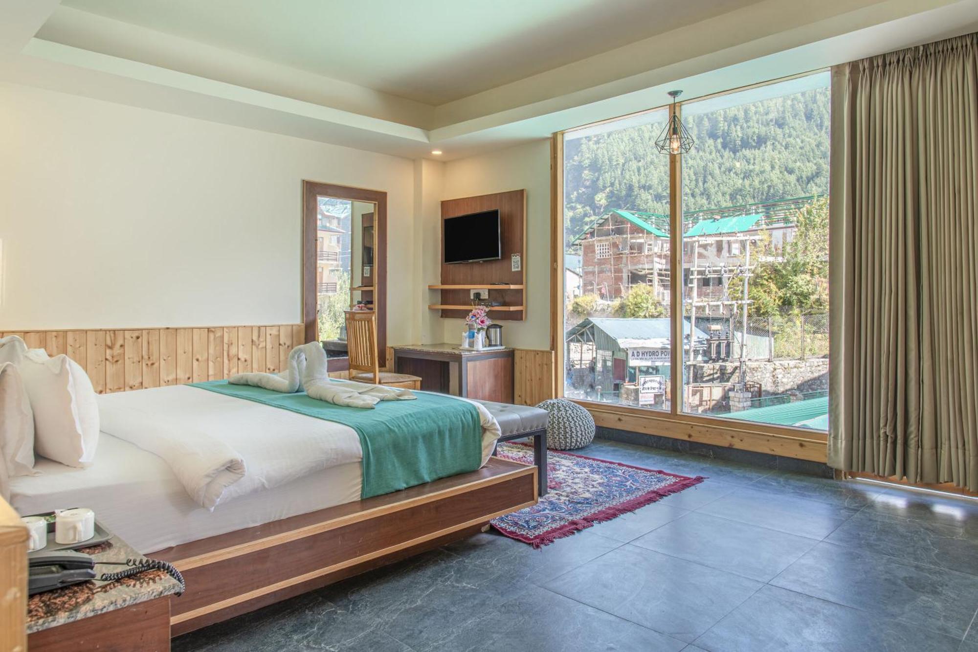 Echor Himalayan Heights Manali Hotel Exterior photo